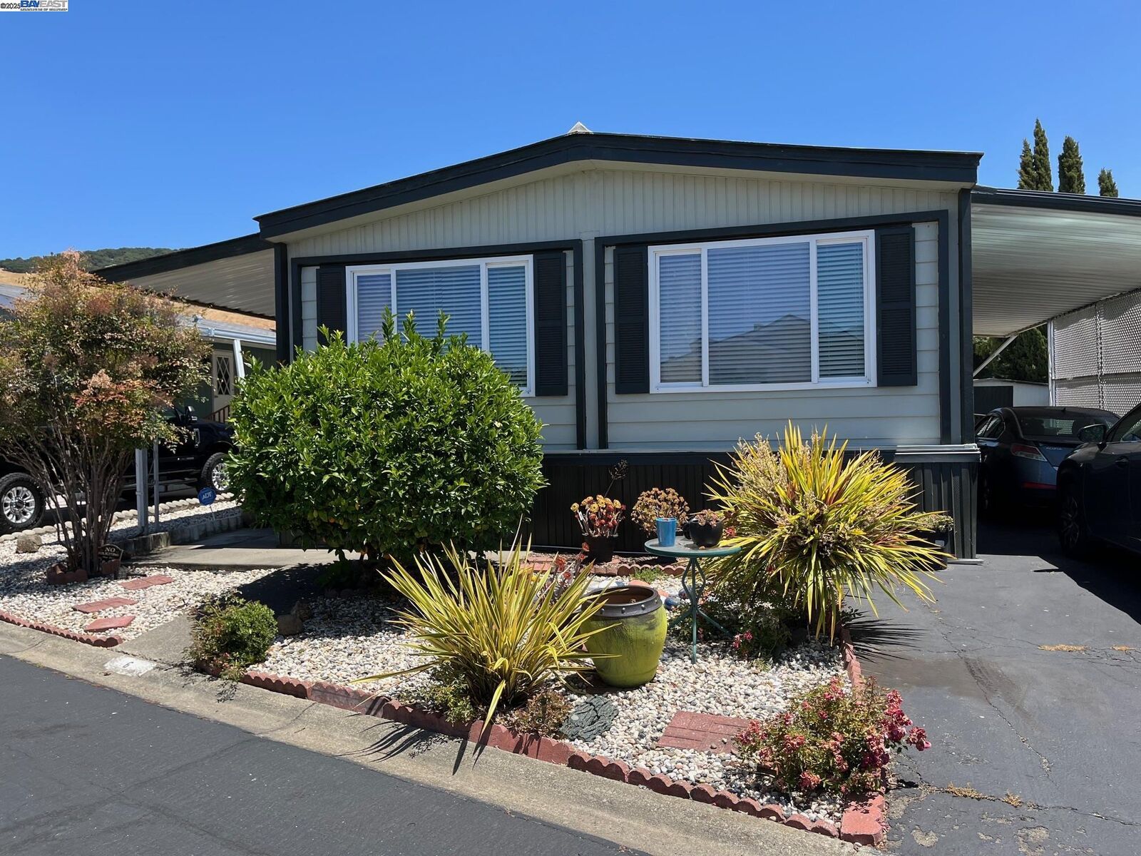 Property Photo: 711 Old Canyon Rd. 6 CA 94536