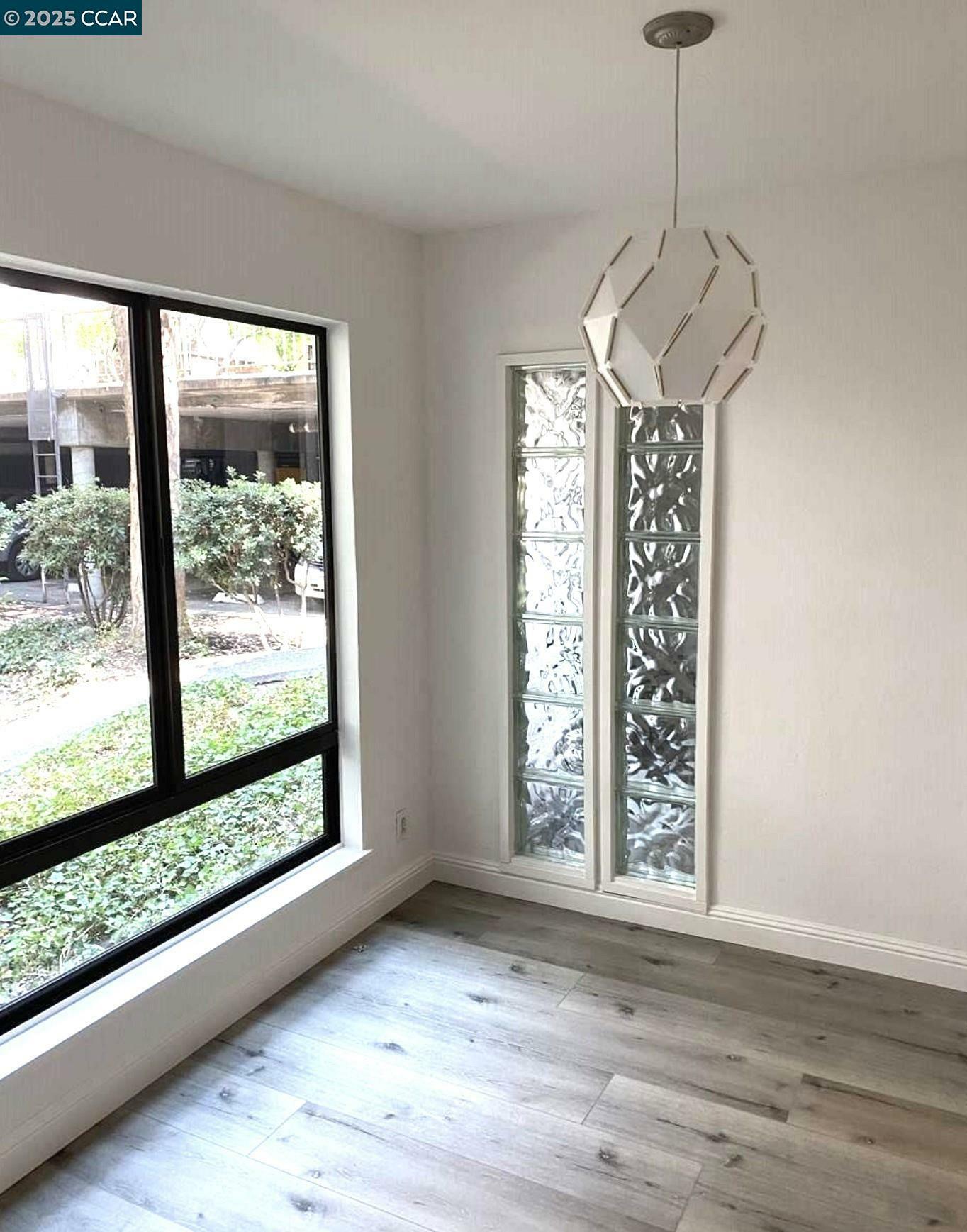 Property Photo: 440 N Civic Dr 105 CA 94596