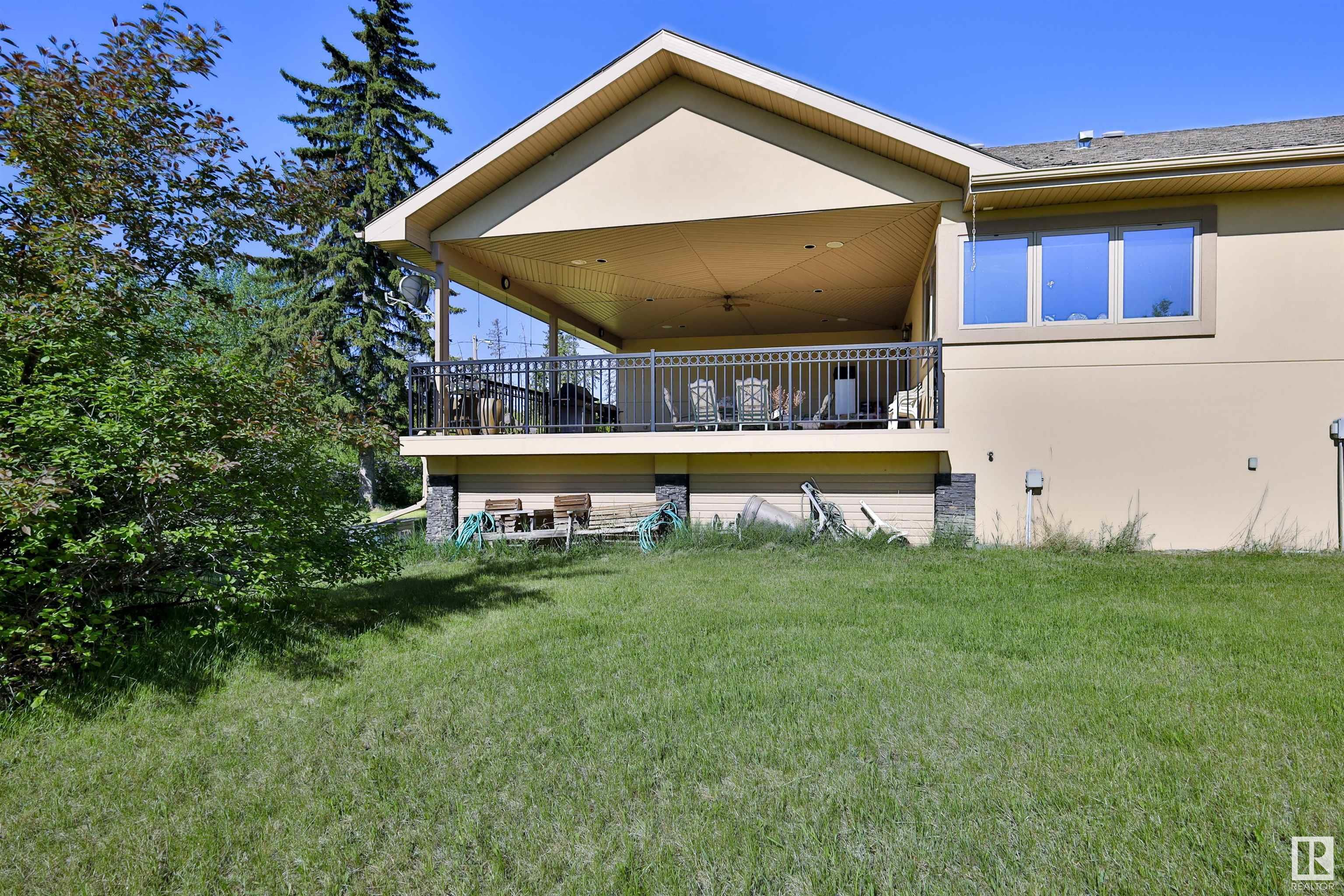 Property Photo: 51004 Rge Road 263 AB T7Y 1E2