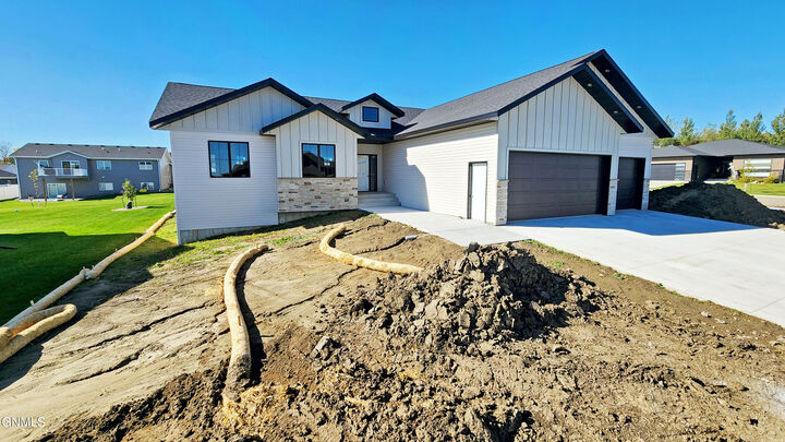 Property Photo: 4008 Nickel Street ND 58503