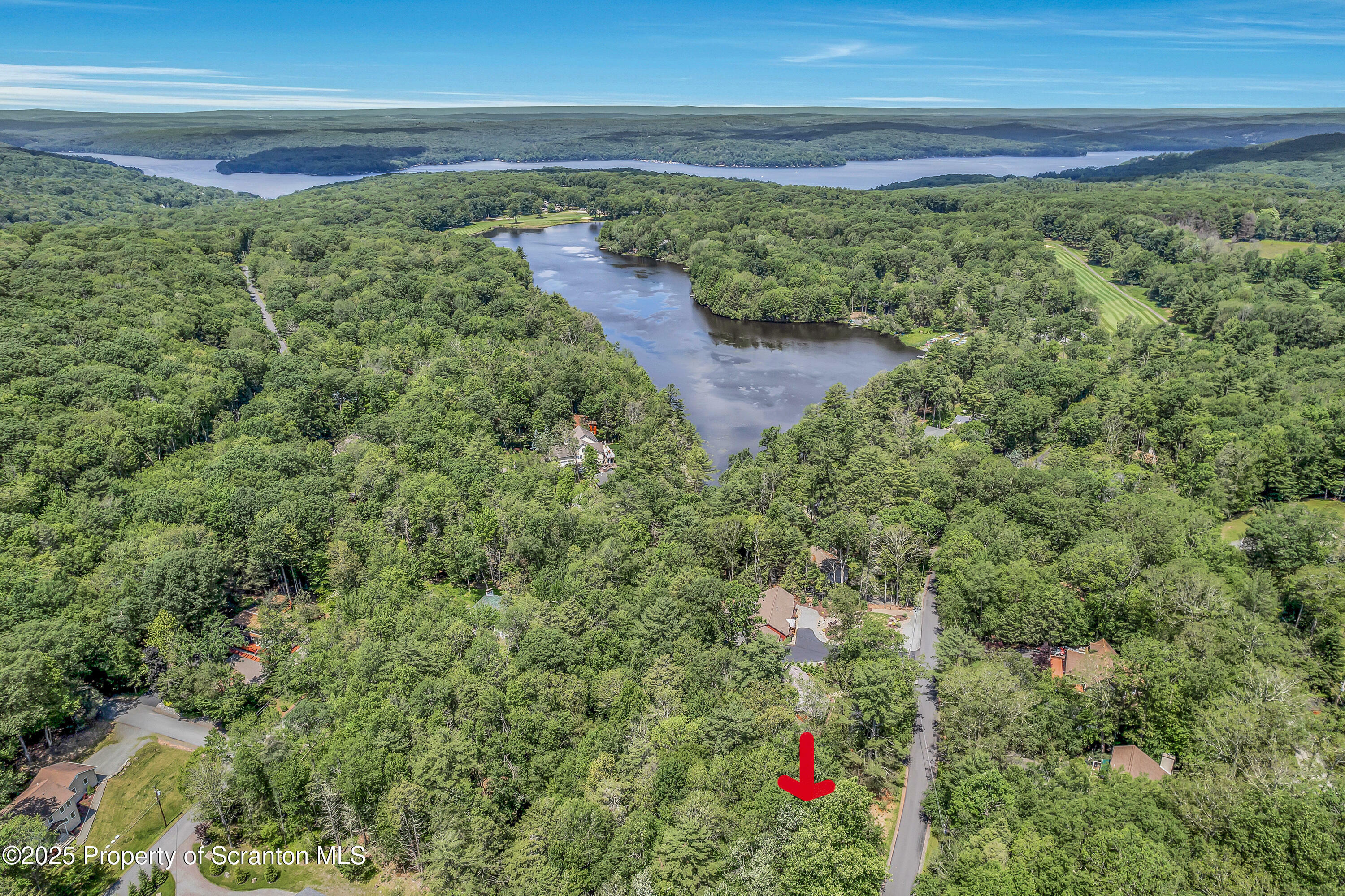 Property Photo:  165 Indian Drive  PA 18426 