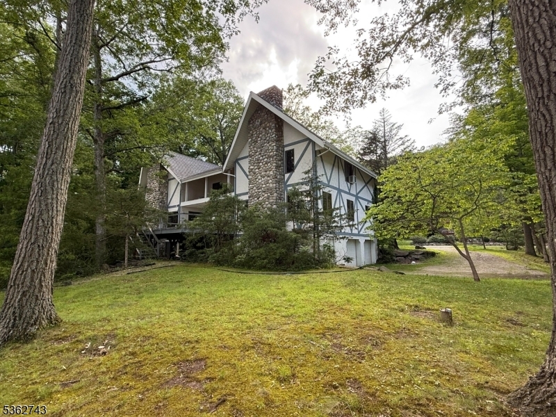 Property Photo: 227 Bearfort Rd NJ 07480