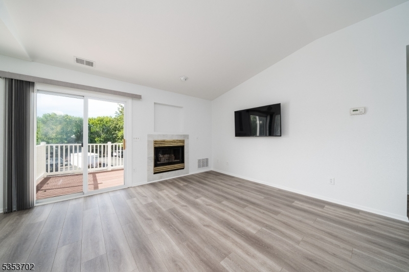 Property Photo: 88 Wentworth Road Condo NJ 07921