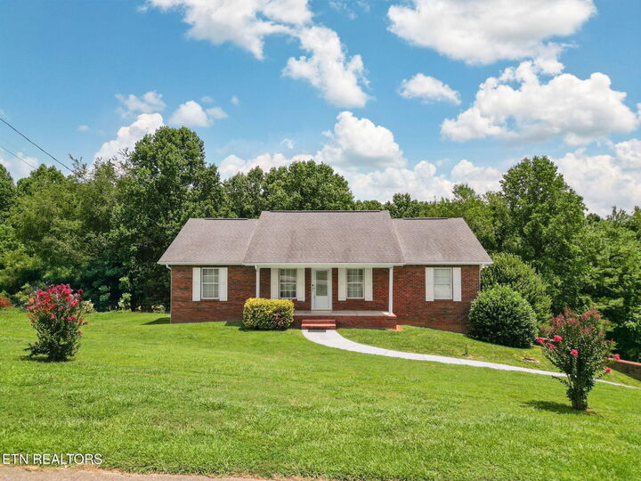 Property Photo: 680 Ronald Drive TN 37877