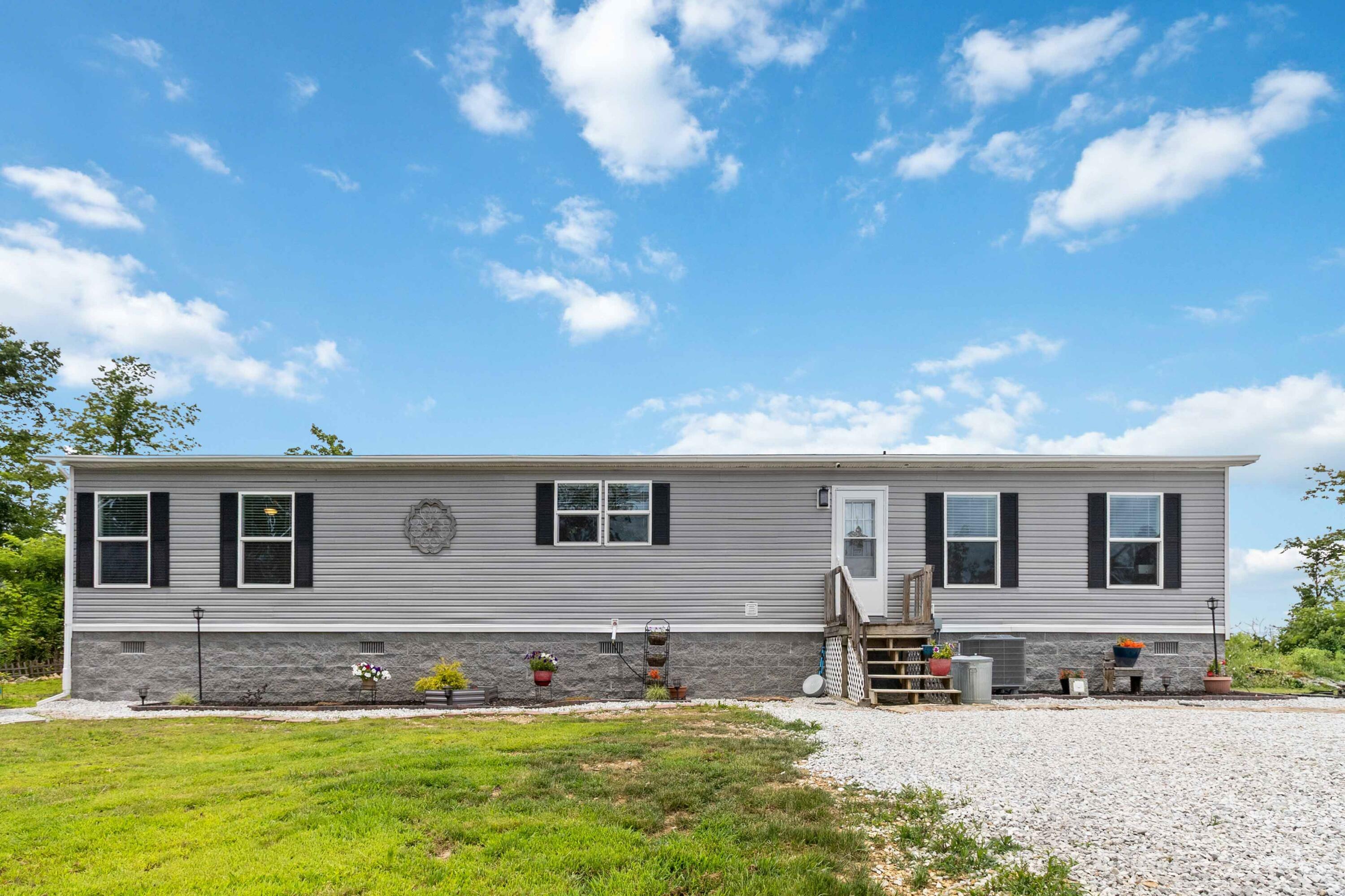 Property Photo: 15001 2004 KY 40447