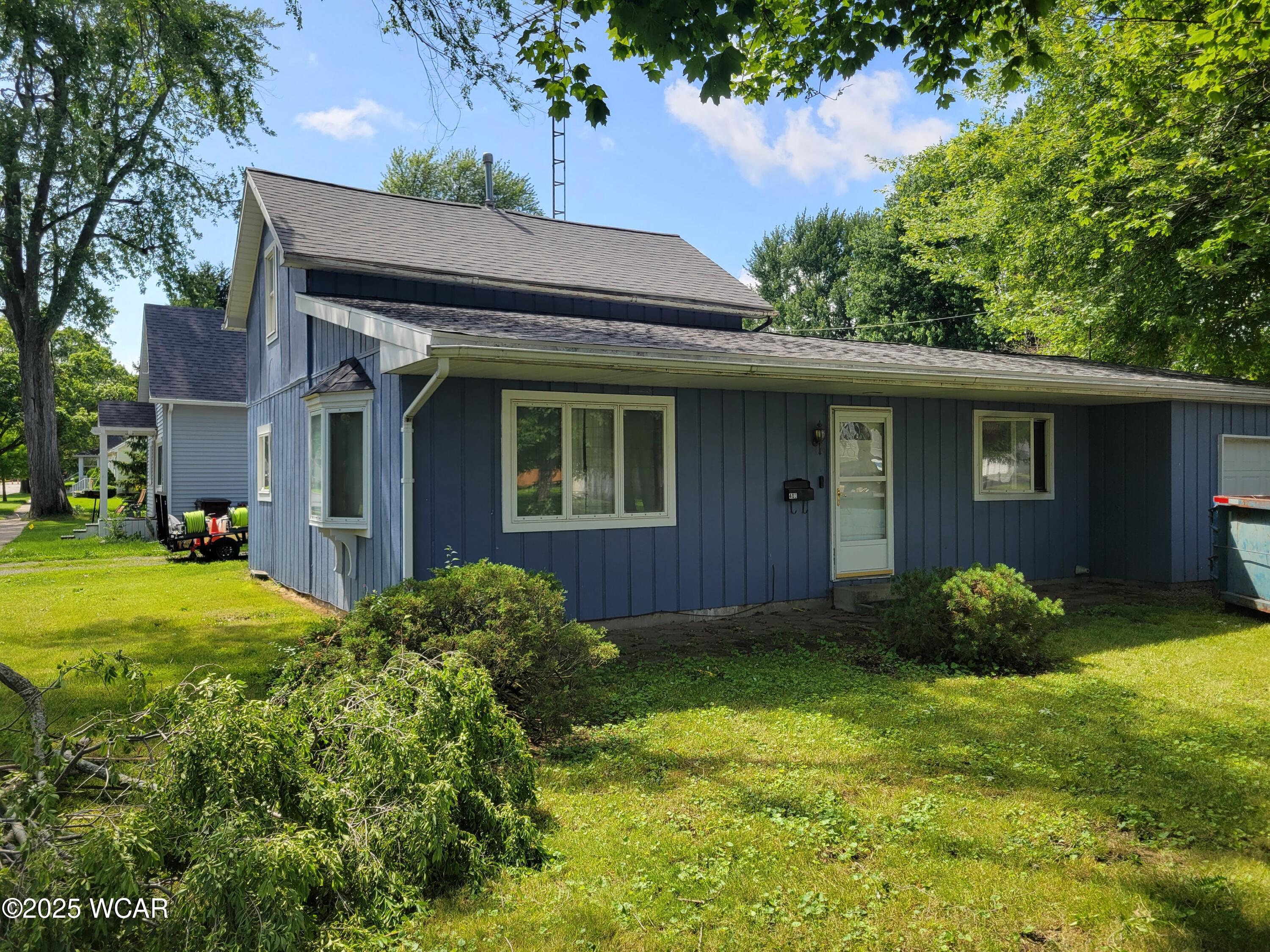 Property Photo: 405 Heistand Street OH 45810