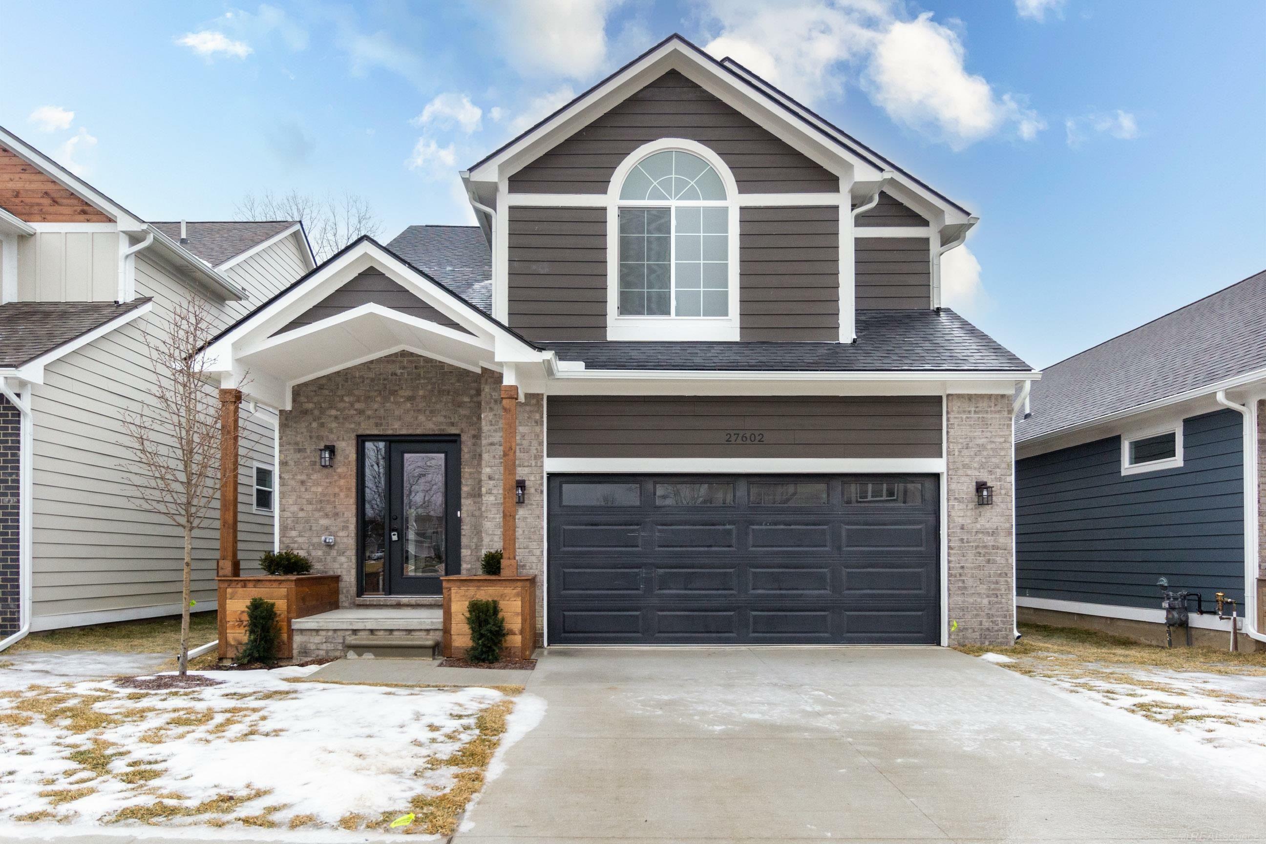 Property Photo: 27602 Maryjane Lane E MI 48047