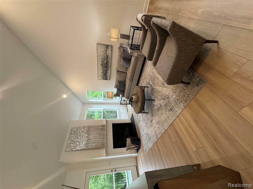 Property Photo:  5332 Trail Vista Dr  MI 48323 