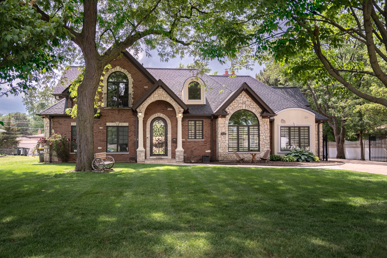 850 S 10th Avenue  La Grange IL 60525 photo