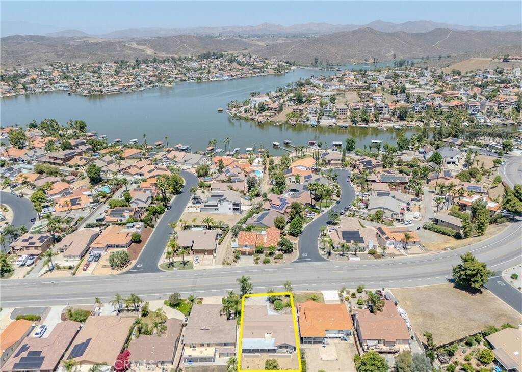 29698 Vacation Drive  Canyon Lake CA 92587 photo
