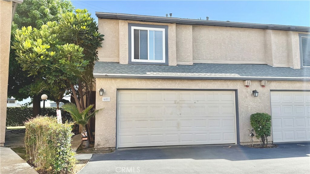 Property Photo:  681 N Lark Ellen Avenue  CA 91722 