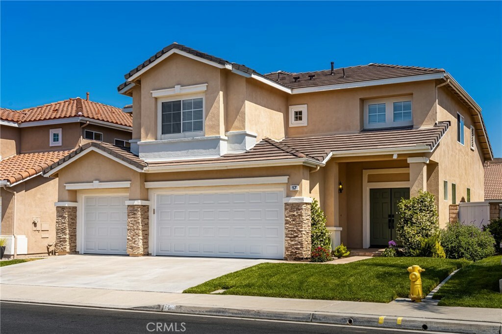 Property Photo: 17 Marseille Way CA 92610