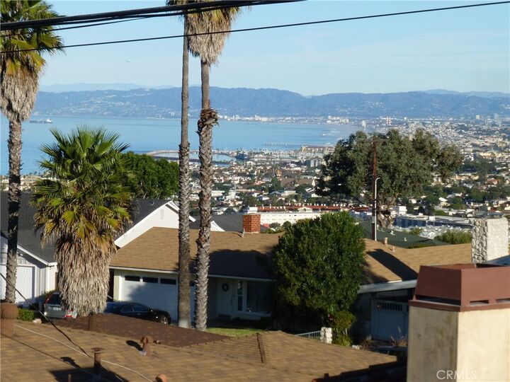 Property Photo: 241 Paseo De Granada CA 90277