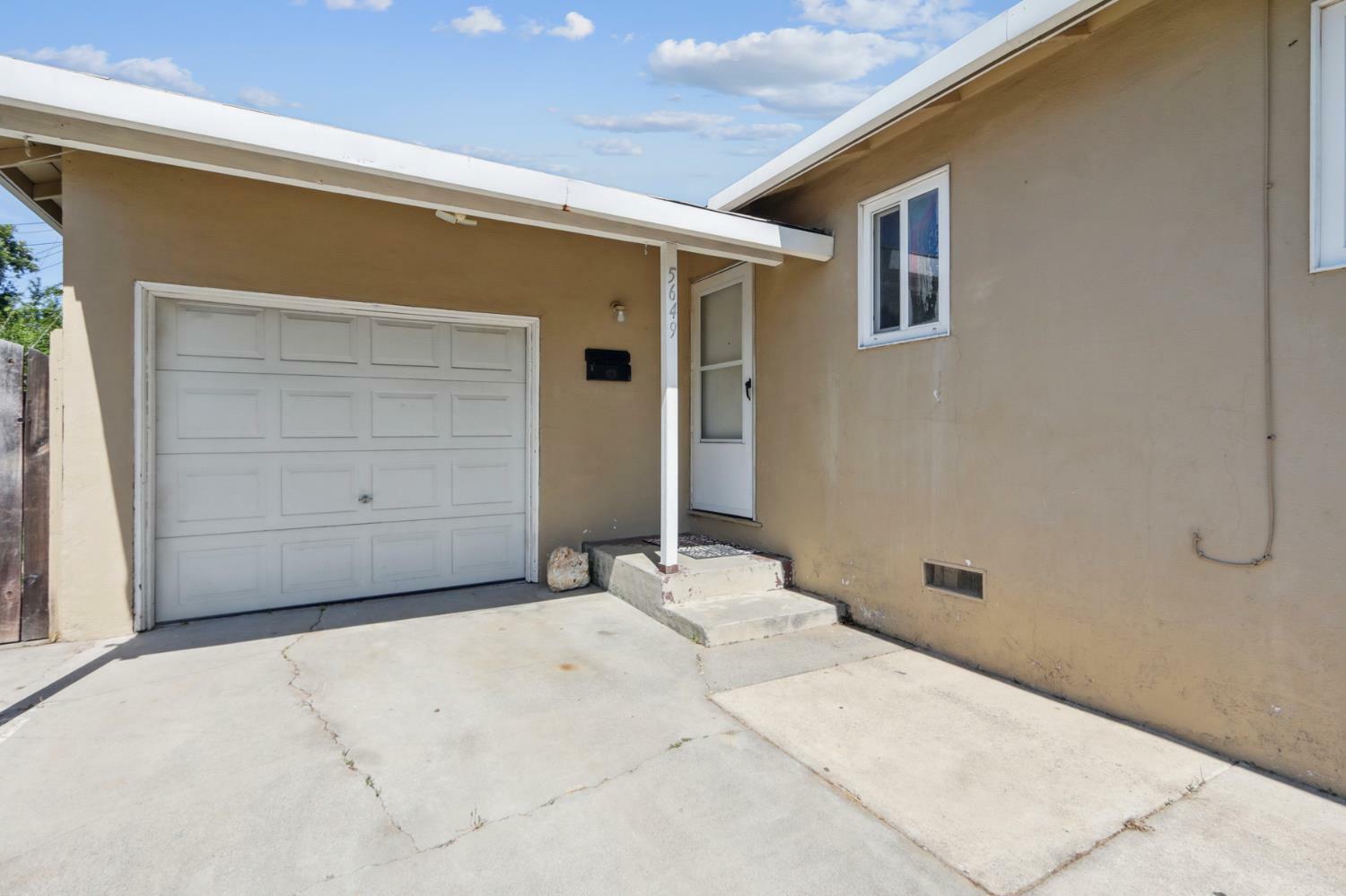 Property Photo: 5649 Rio Verde Way CA 95660