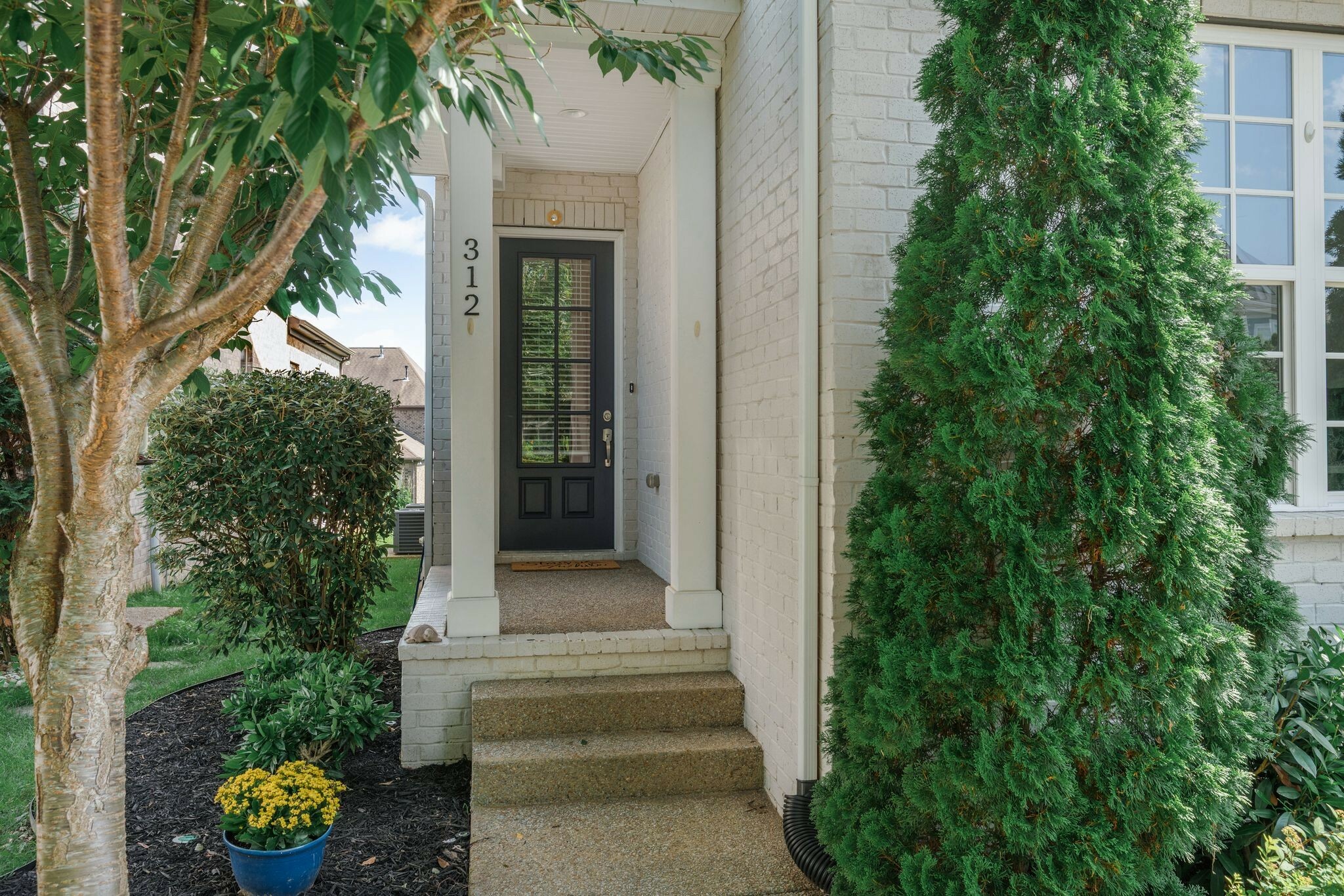 Property Photo: 312 Rafferty Ct TN 37064