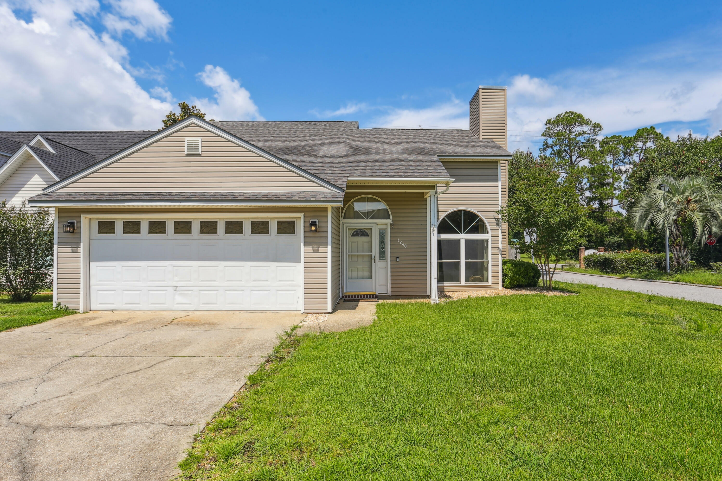 3240 Birdseye Circle  Gulf Breeze FL 32563 photo