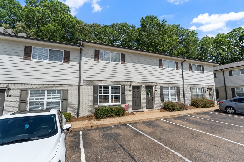 Property Photo: 1802 #48 Jackson Ave W MS 38655