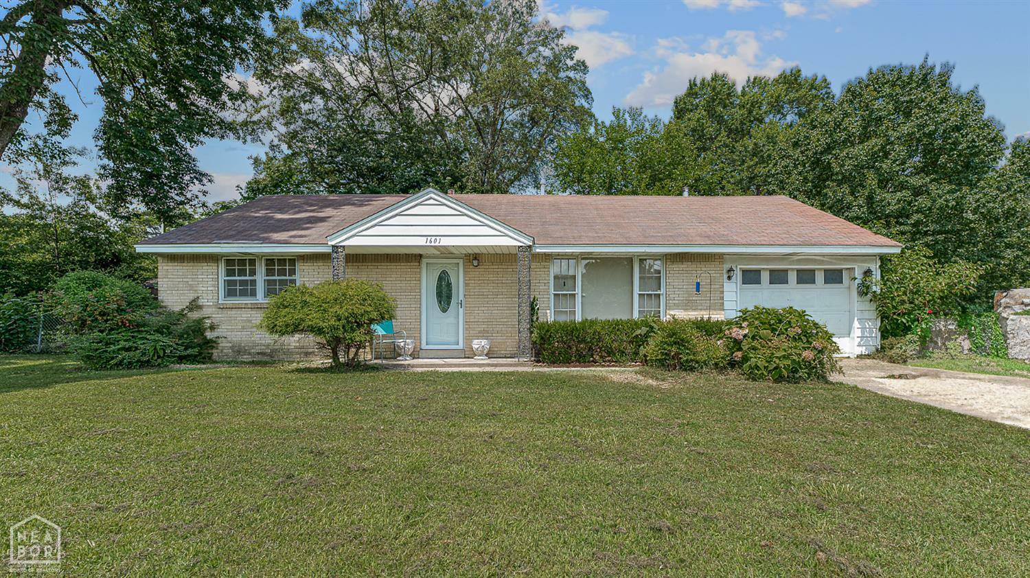 Property Photo: 1601 Broadmoor Road AR 72401