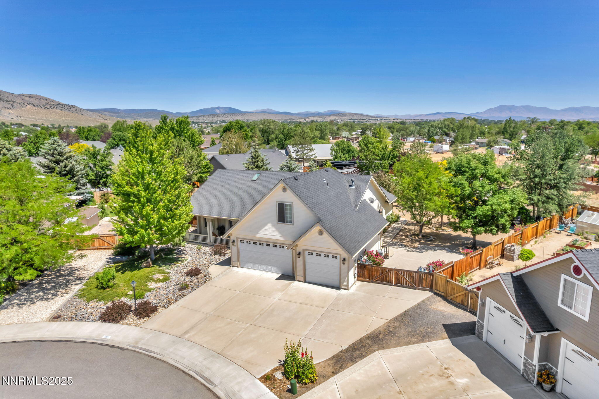 Property Photo: 2851 Sierra Mesa Court NV 89423