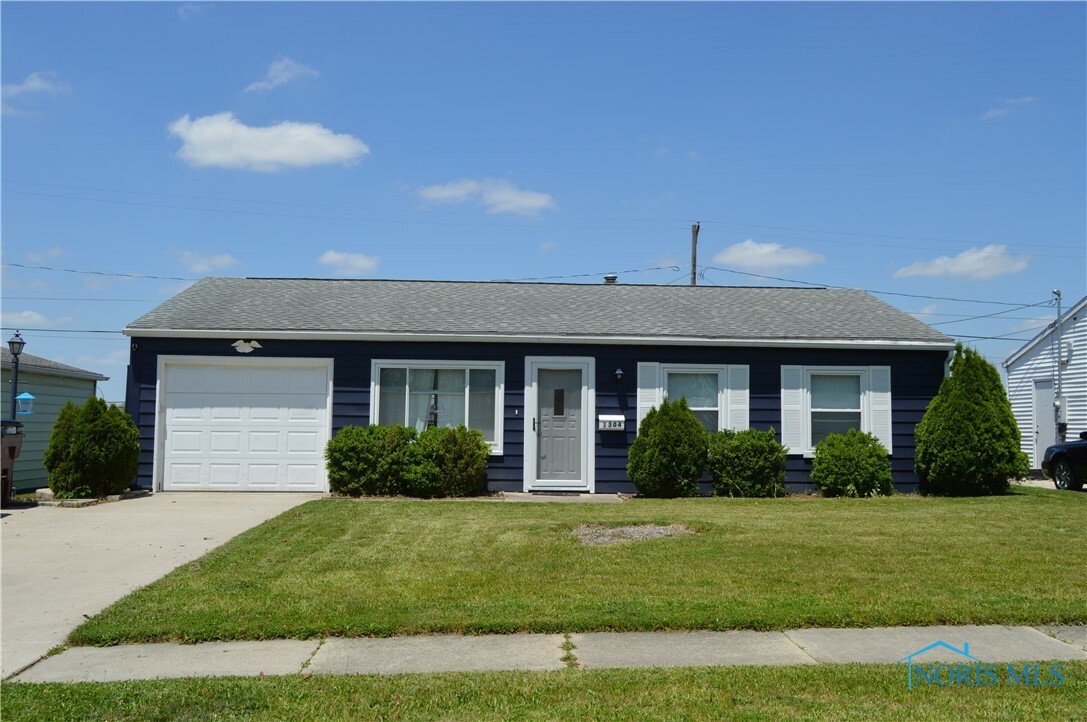 1304 Vincent Street  Findlay OH 45840 photo