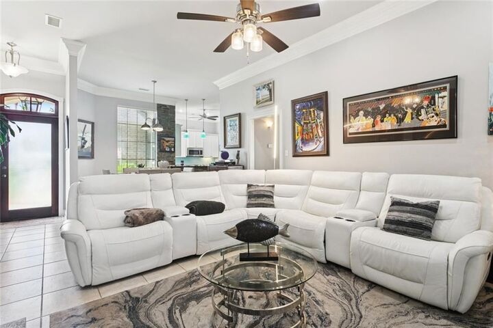 Property Photo:  1410 Royal Palm Drive  LA 70458 