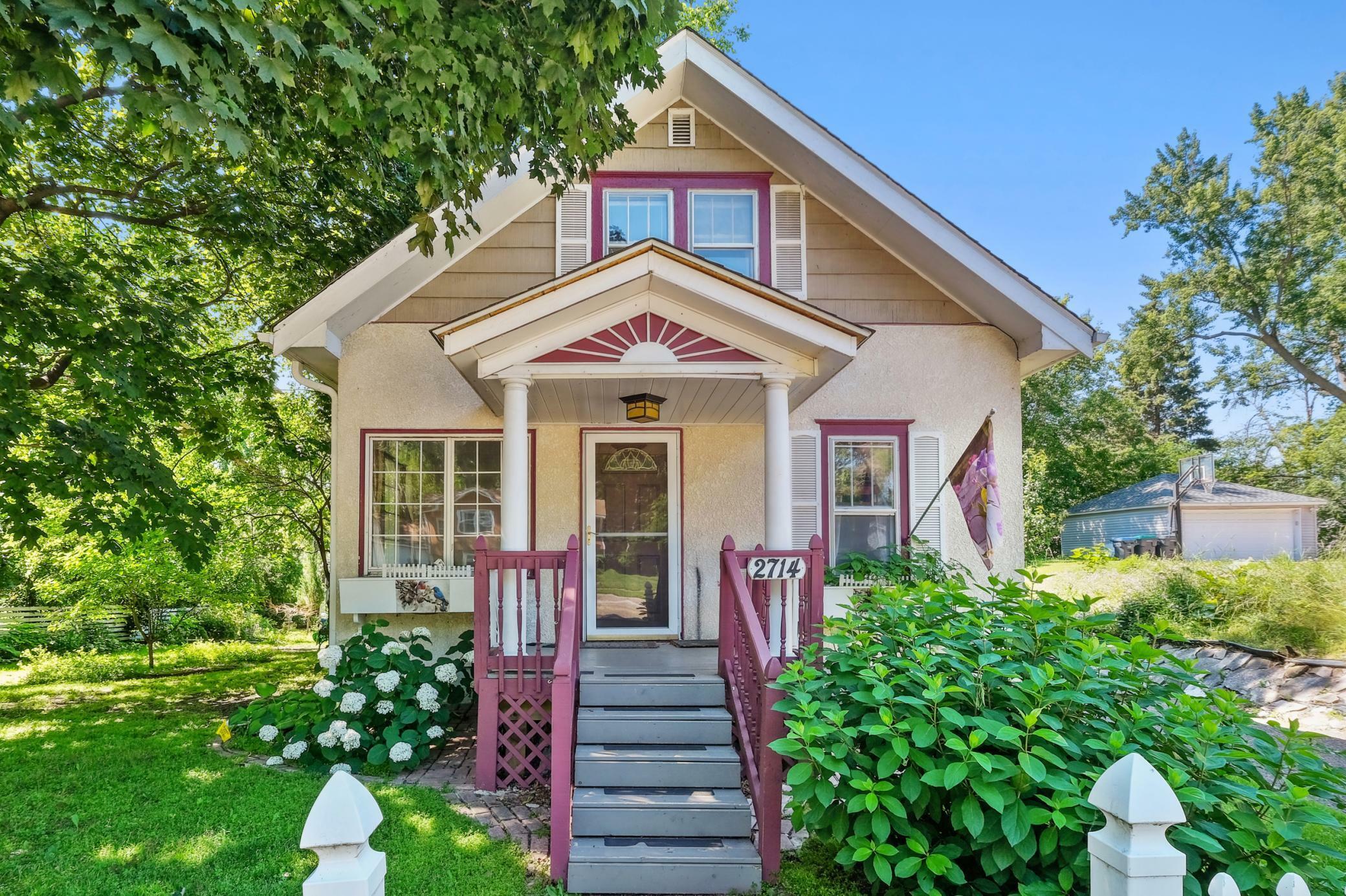 Property Photo:  2714 17th Avenue E  MN 55109 