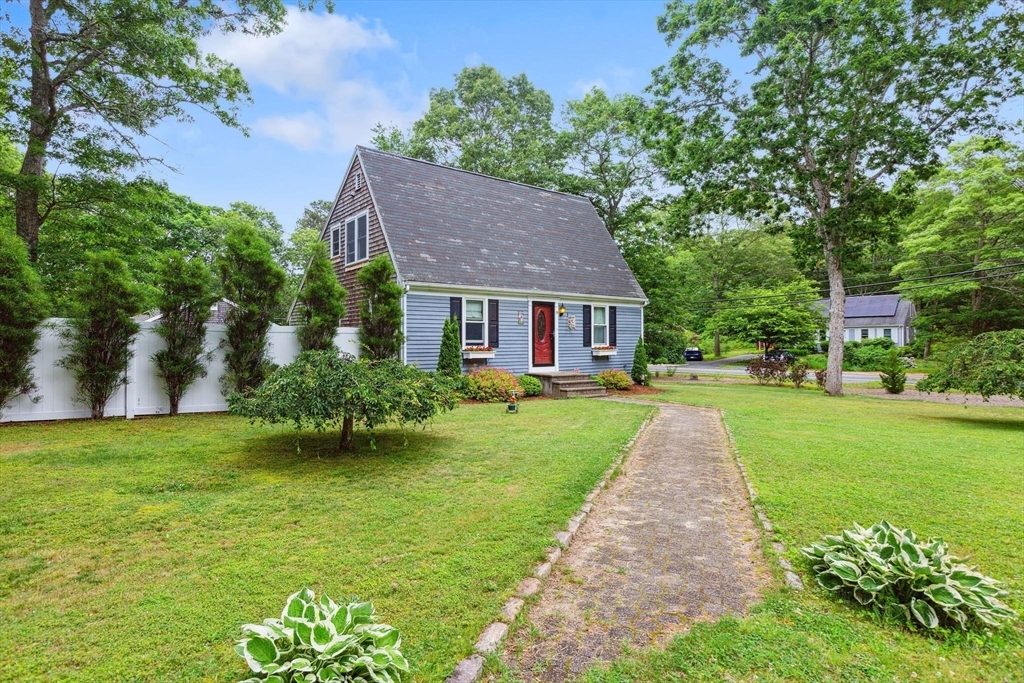Property Photo:  9 Jones Road  MA 02649 