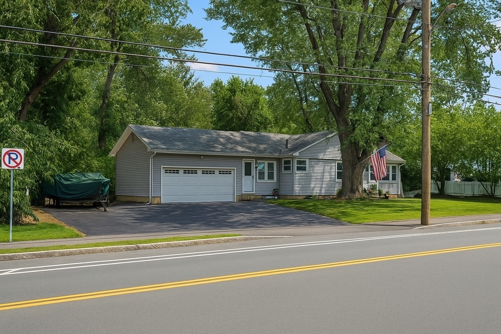 Property Photo:  513 Newton St  MA 01075 