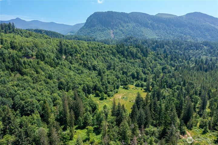 Property Photo:  36508  312th Avenue SE  WA 98022 