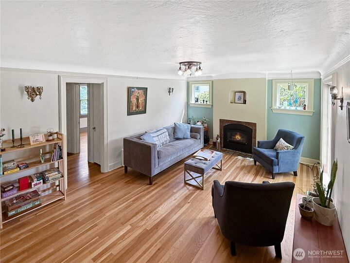 Property Photo:  424  Rogers Street NW  WA 98502 