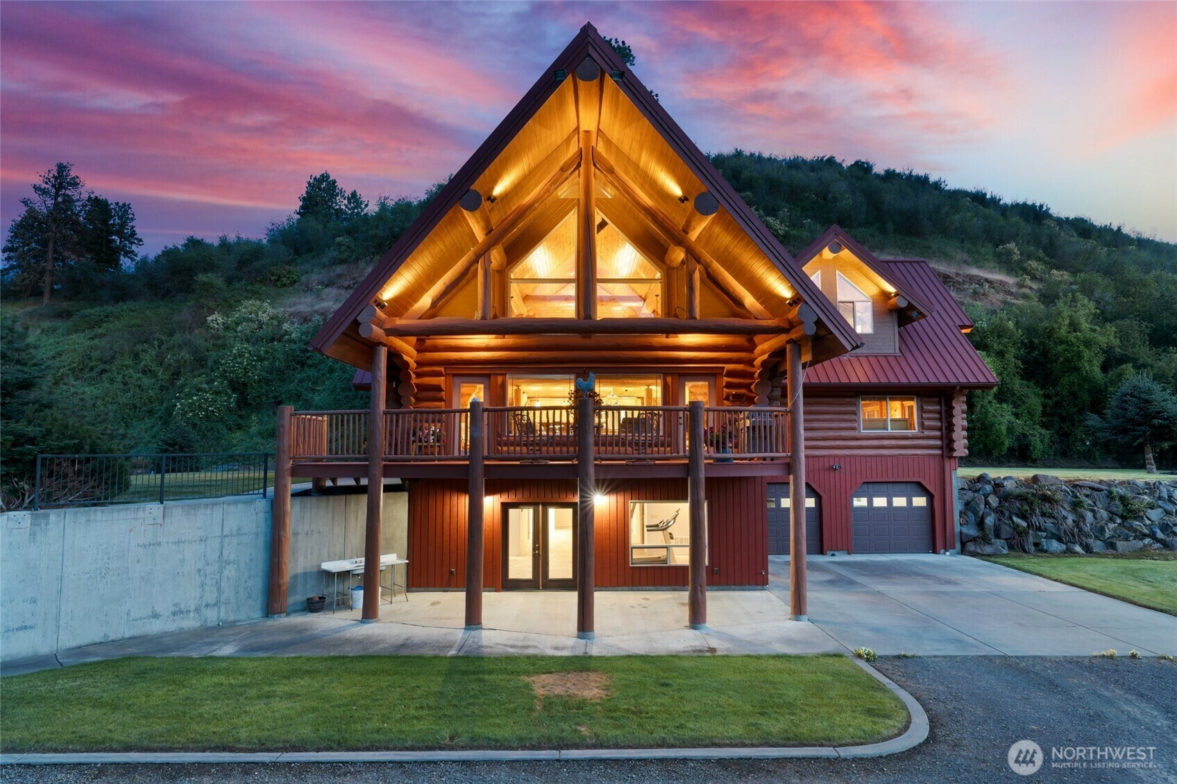 Property Photo: 1025 Orchard Street WA 99361