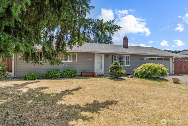 Property Photo:  12315 NE 72nd Street  WA 98682 