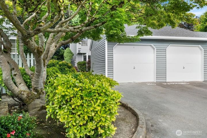 Property Photo: 23955 58th Court S E1 WA 98032