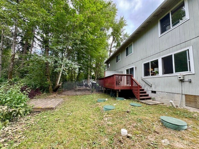 Property Photo: 12723 Woodland Avenue E WA 98373