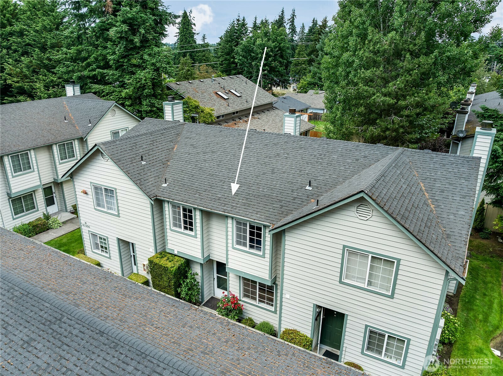 Property Photo: 21305 50th Avenue W B2 WA 98043
