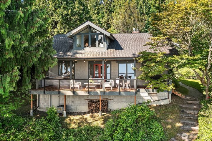 Property Photo:  14830  Glen Acres Road SW  WA 98070 