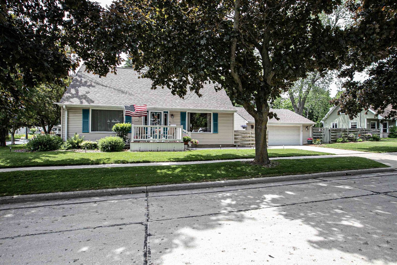 Property Photo: 1630 S 11th Street WI 54220