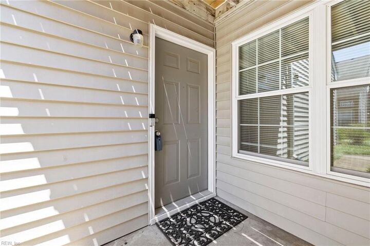 Property Photo: 5012 Thatcher Way VA 23456