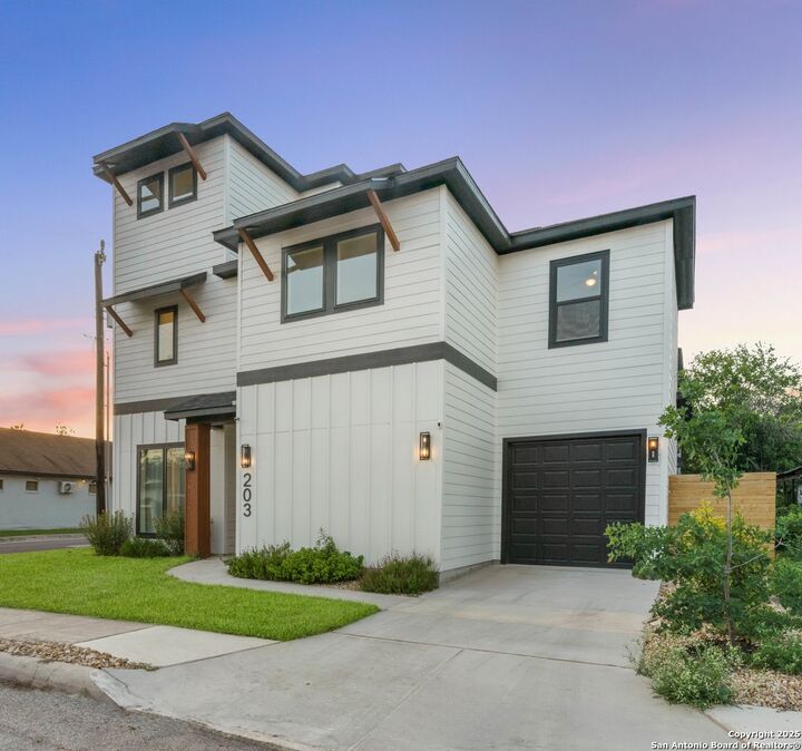 Property Photo:  203 Denver  TX 78210 