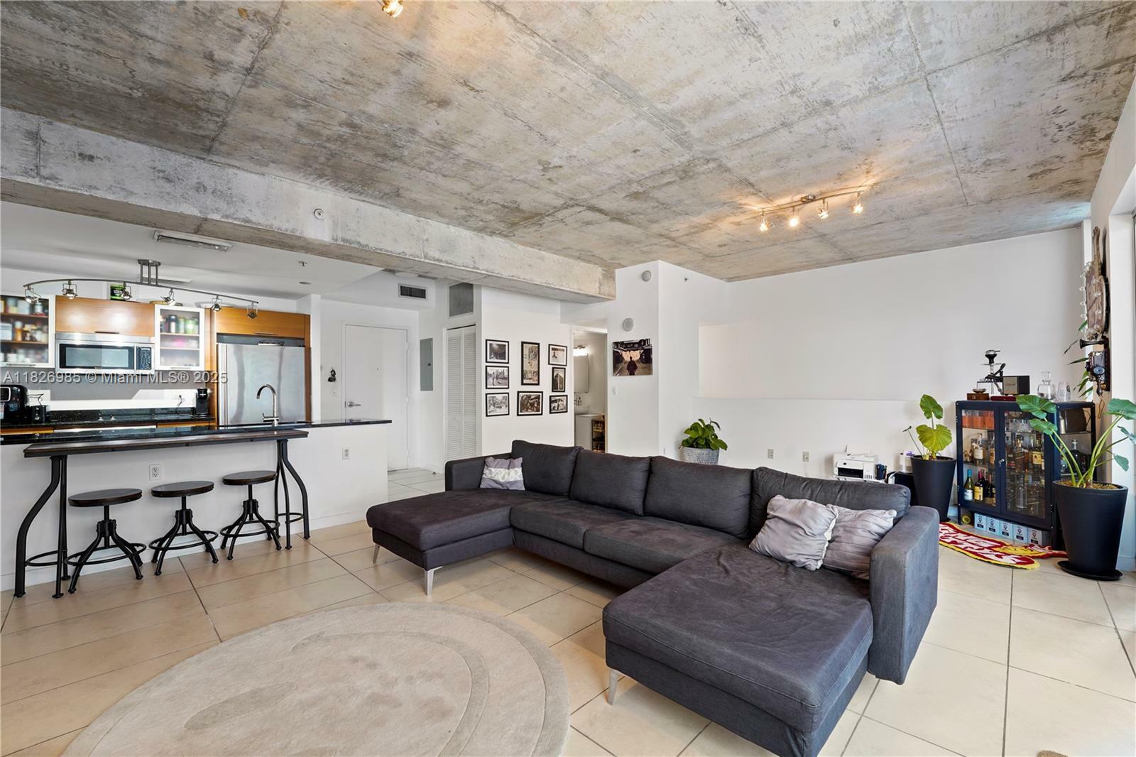 Property Photo: 3449 NE 1st Ave 109 FL 33137