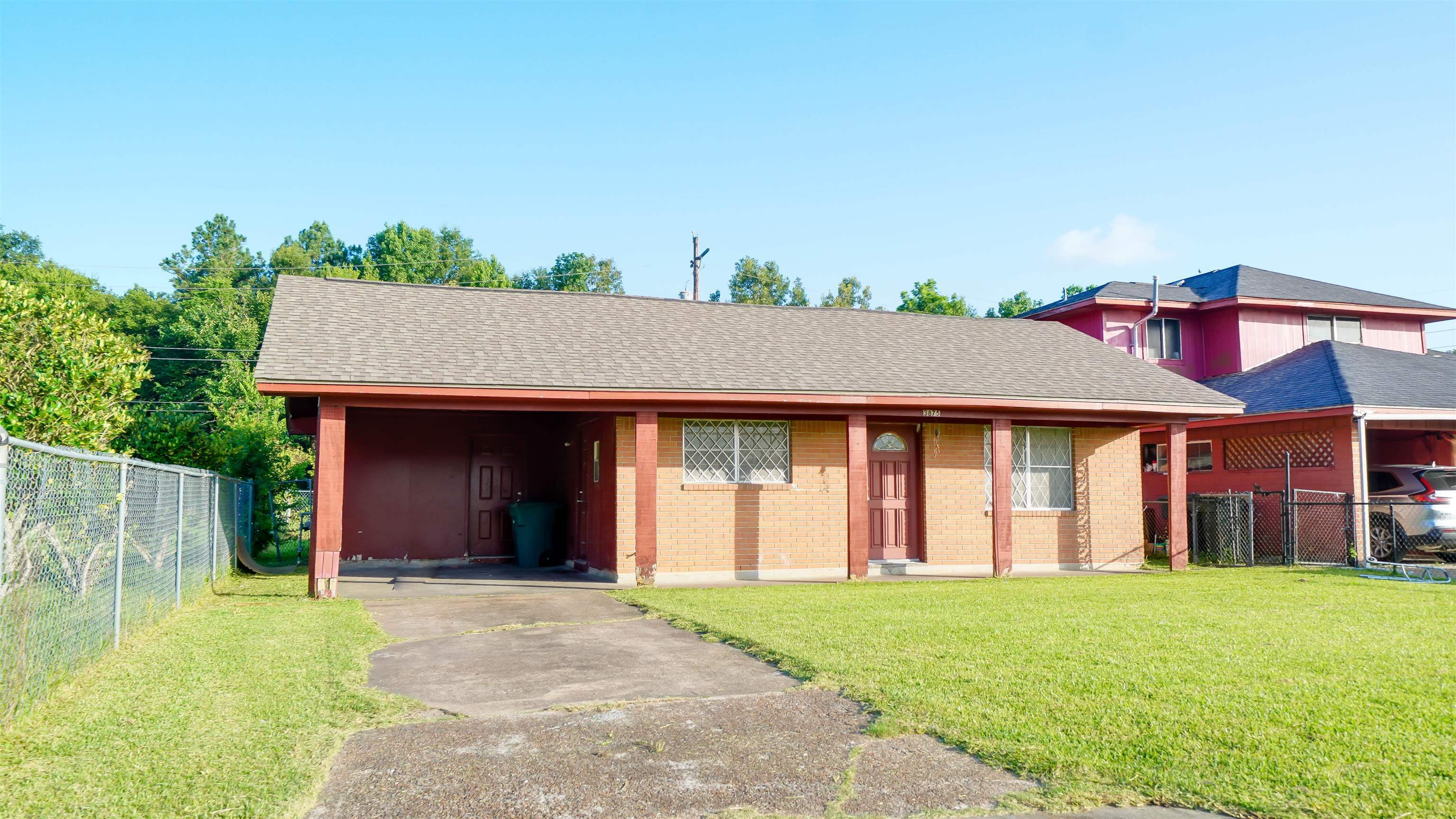Property Photo: 3875 Bowen Drive TX 77708-4610