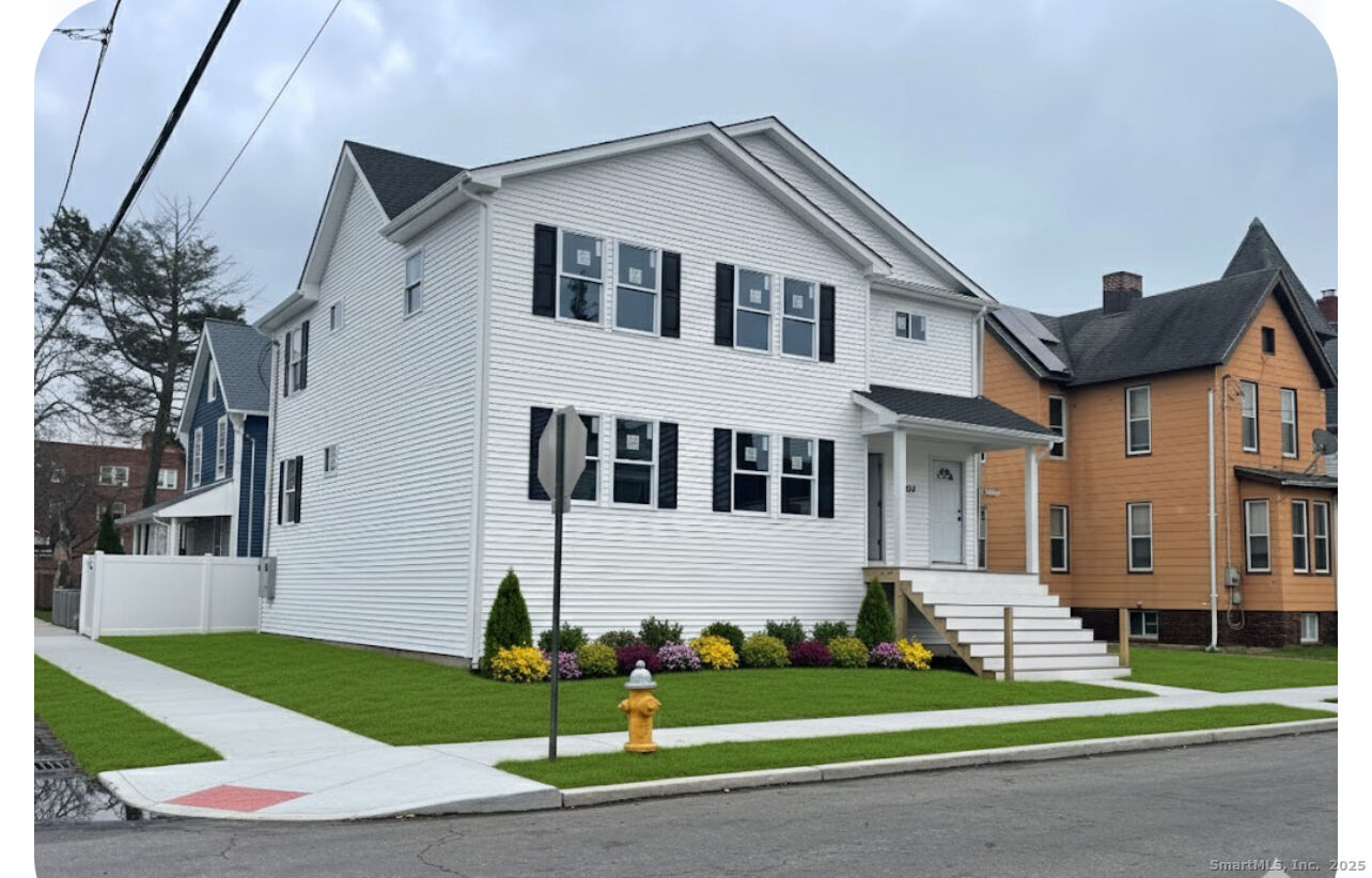 Property Photo: 1218 Kossuth Street CT 06608