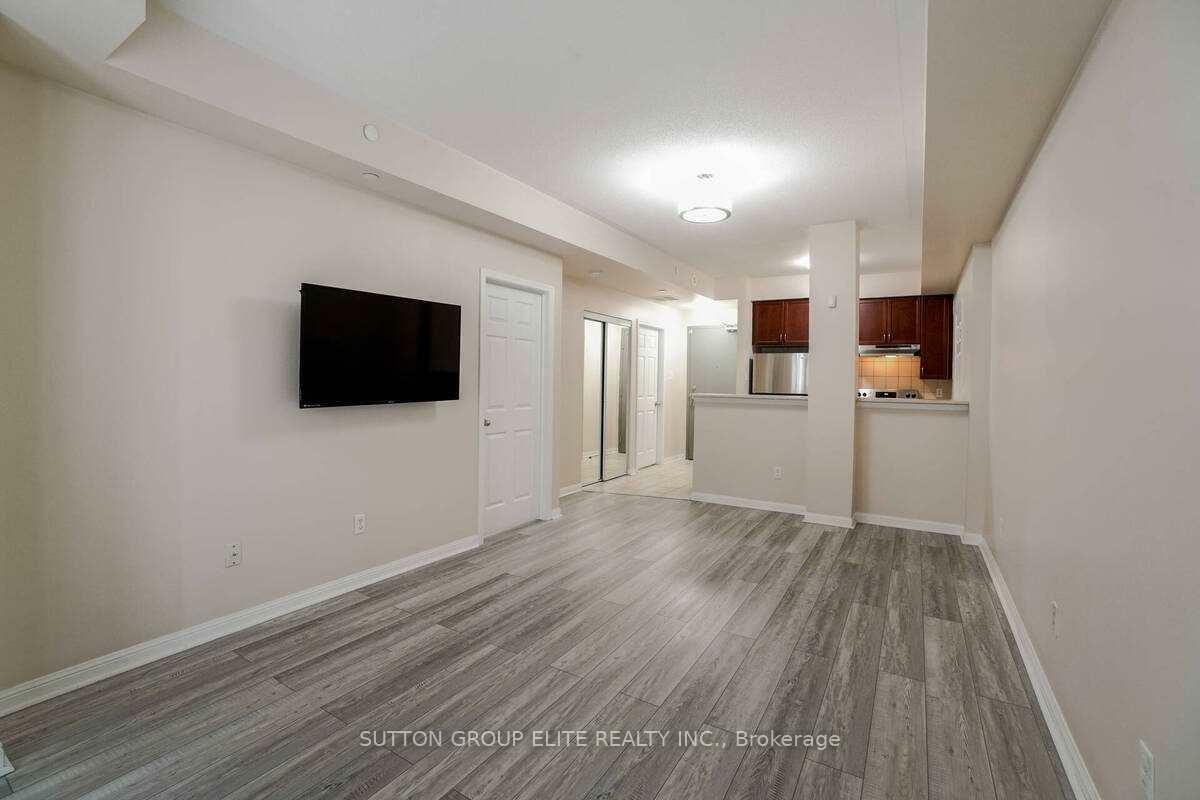 Property Photo: 5705 Long Valley Road 101 ON L5M 0L8