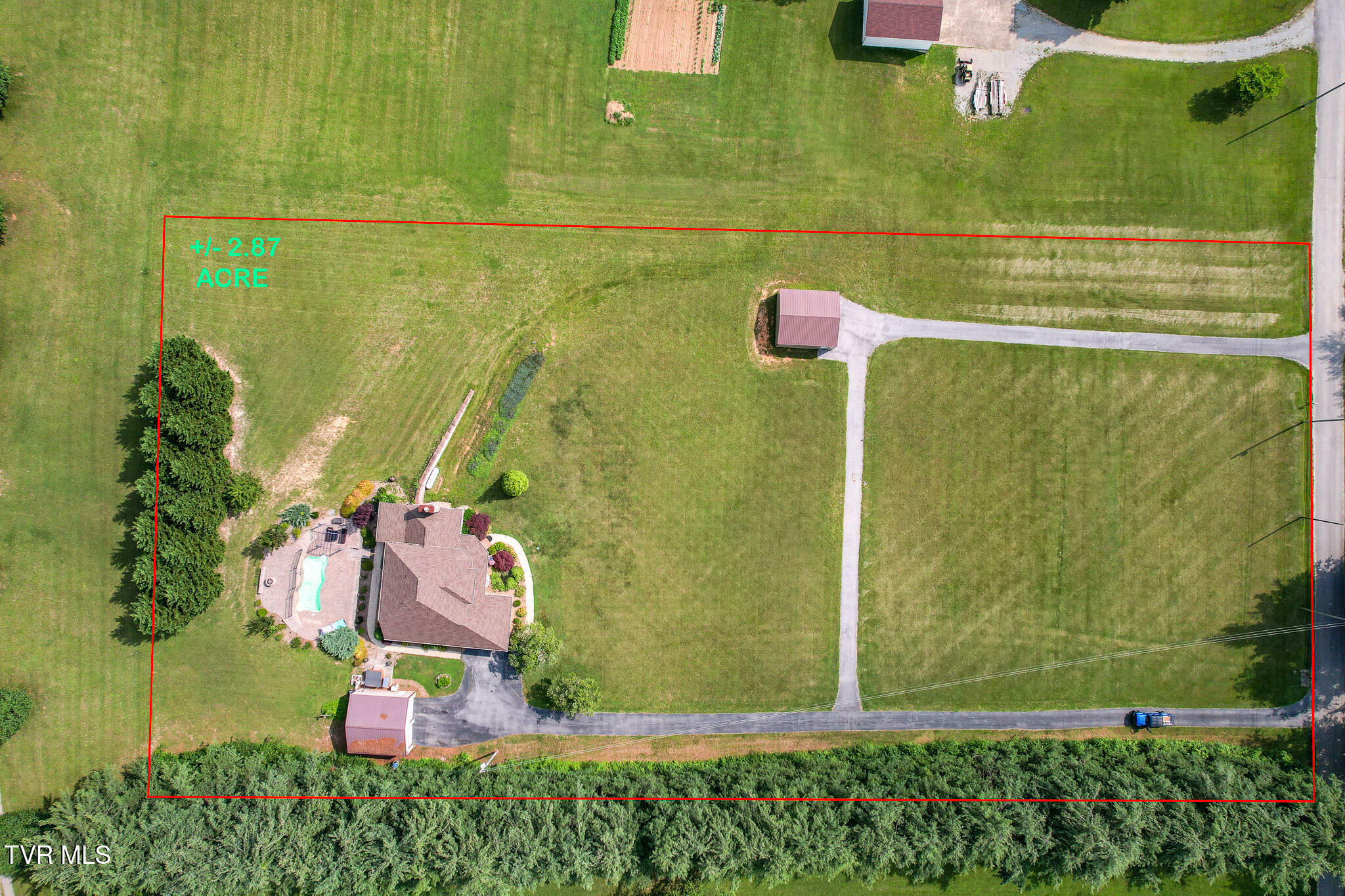 Property Photo: 945 Dashaway Road TN 37641