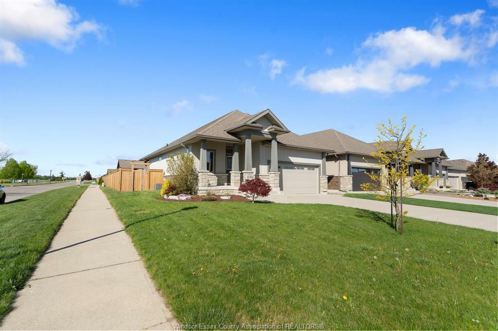 Photo de la propriété: 504 Eventide Place ON N7L 0G2