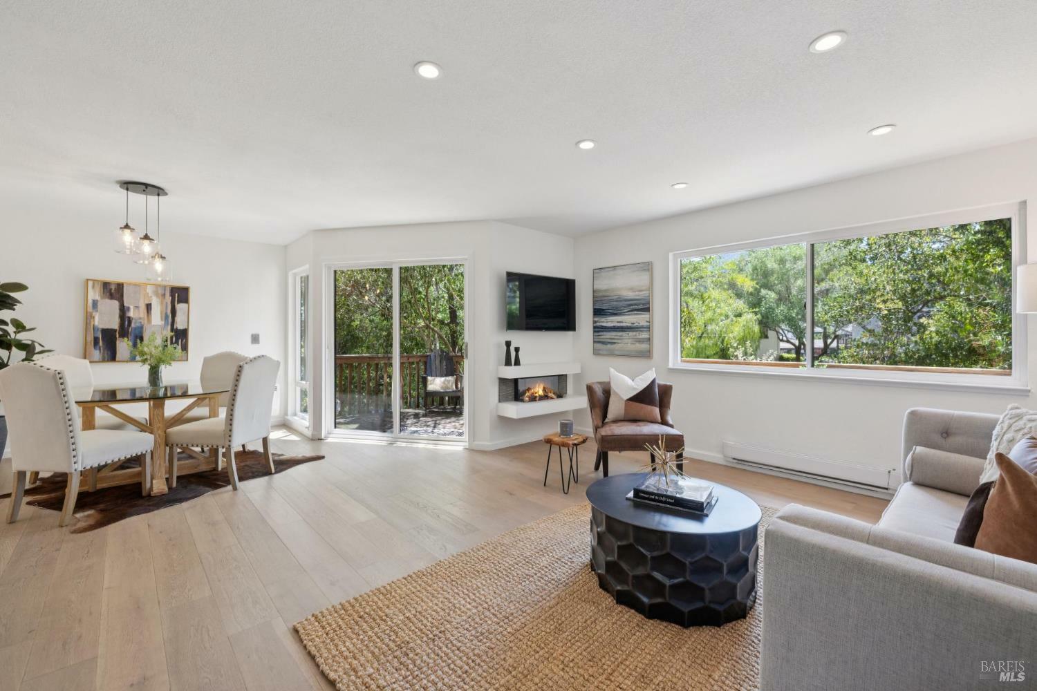 Property Photo: 14 Corte Real Court CA 94904