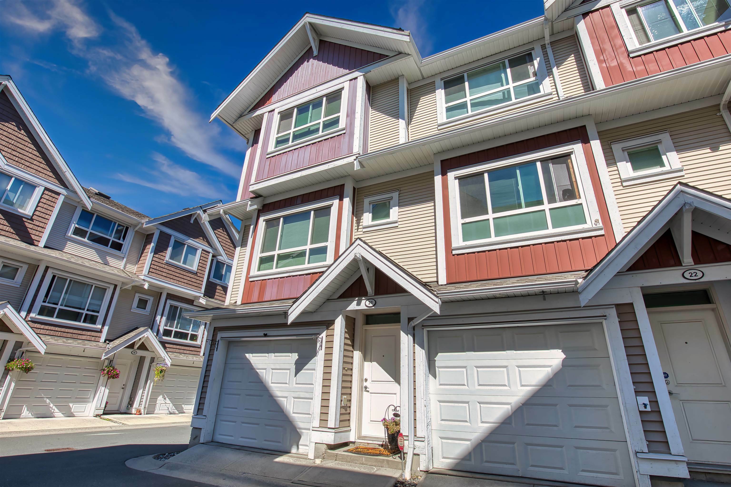 Photo de la propriété: 7298 199A Street 21 BC V2Y 0H9