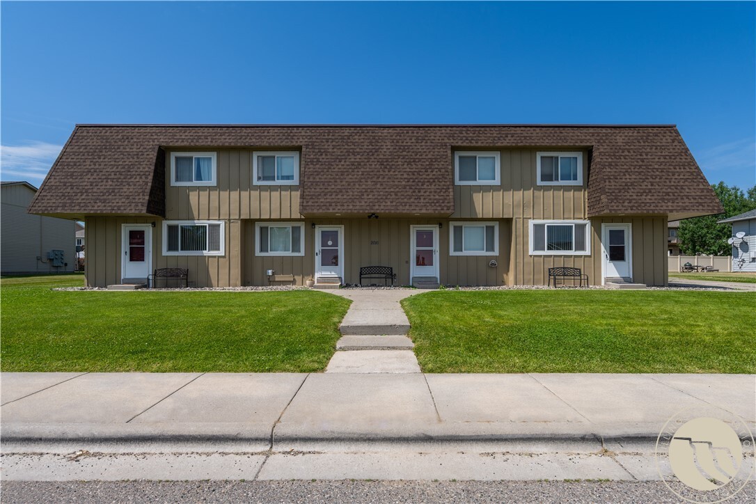 Property Photo: 2016 Clubhouse Way MT 59105