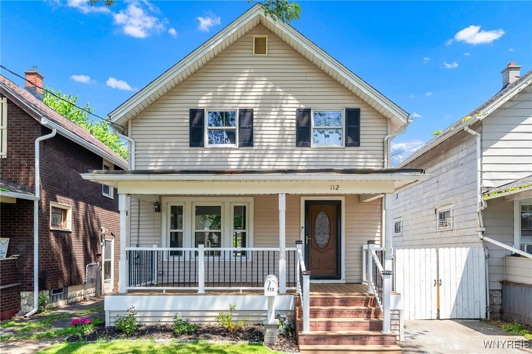 Property Photo:  112 Amber Street  NY 14220