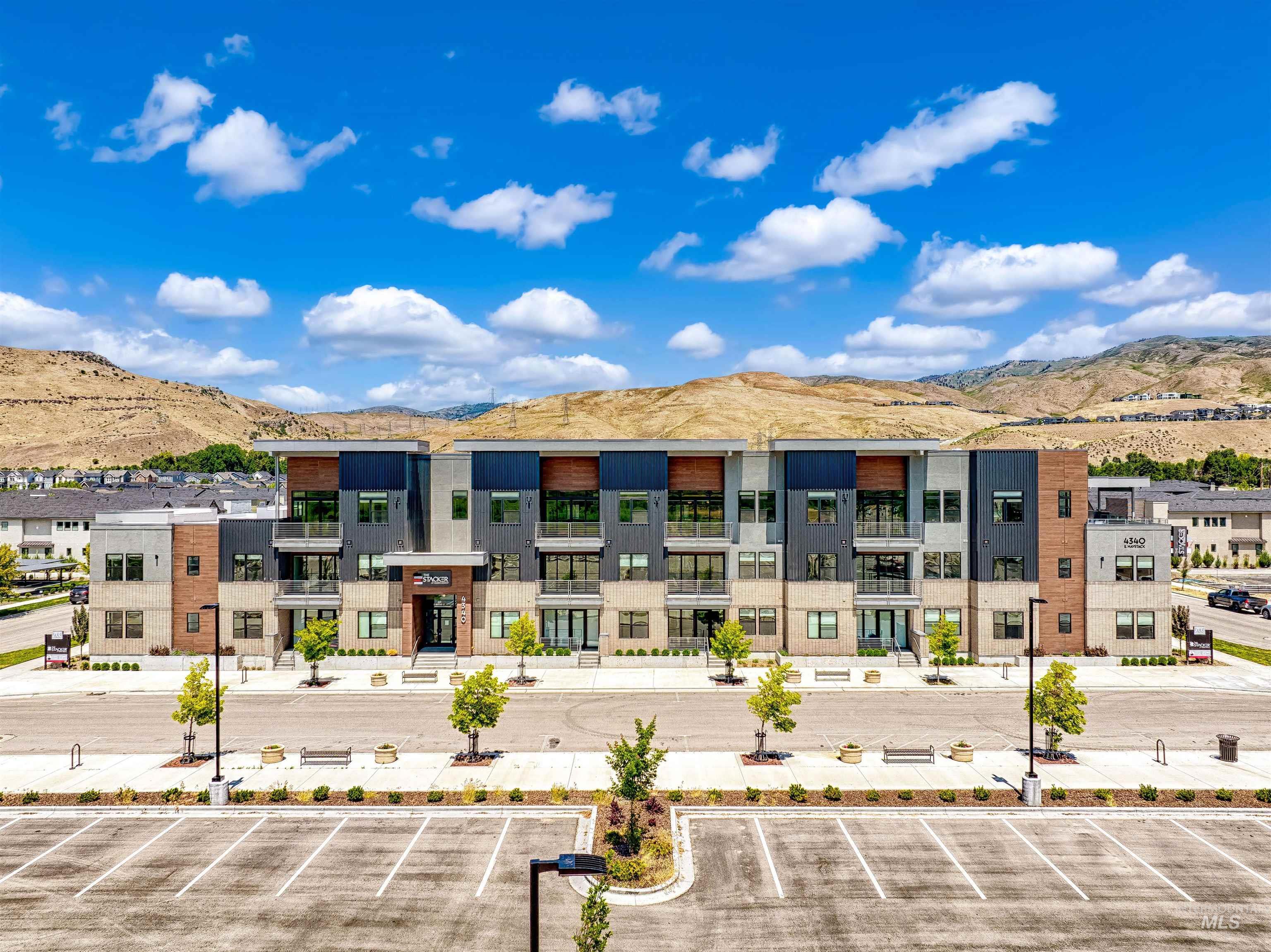 Property Photo: 4340 E Haystack St 207 ID 83716